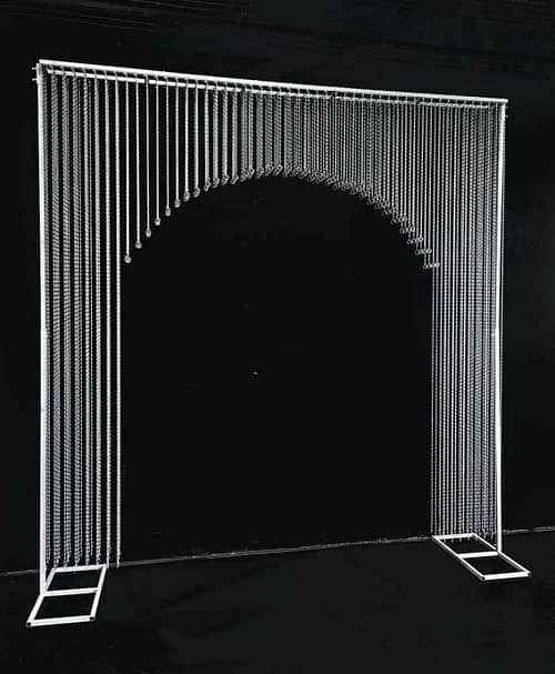 Immagine e commerce Arco rettangolare con decorazione perle in plexiglass 250x30 h250