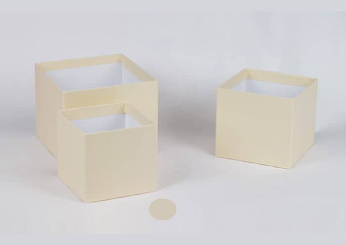 EasyFlò11 Flower box per fiori e piante vaso 10 cm colore avorio