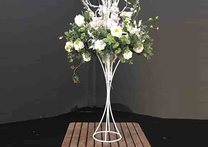 struttura-geometrica-alta-78-cm-bianco