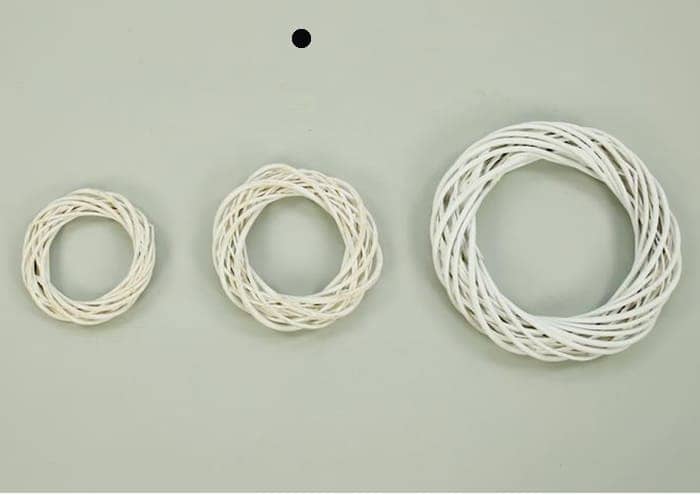 Immagine e commerce Ghirlanda vimini bianco spirale diametro 23 cm