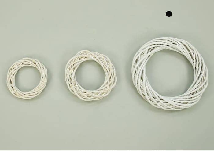 Immagine e commerce Ghirlanda vimini bianco spirale diametro 30 cm