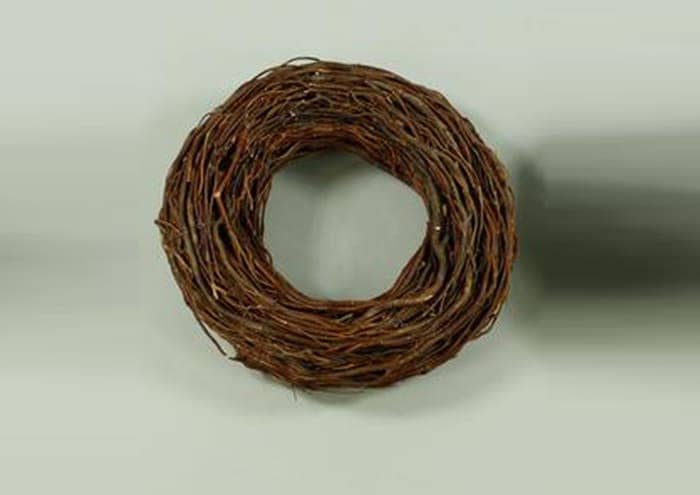 Immagine e commerce Ghirlanda in rami di legno marrone diametro 38 cm