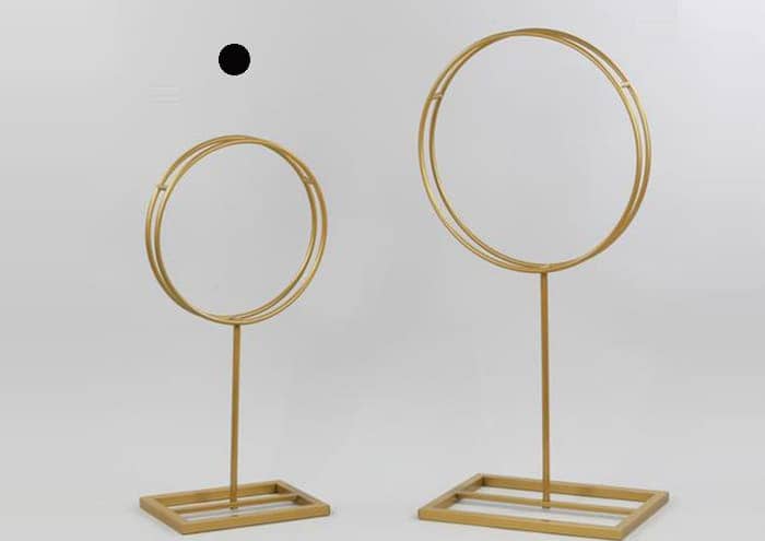Immagine e commerce Cerchio doppio in ferro con asta diametro 35 altezza 71 cm oro