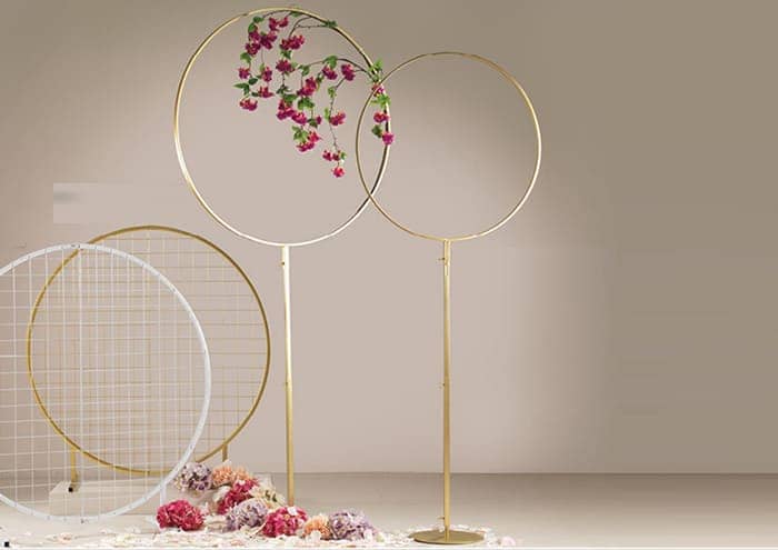 Immagine e commerce Serie 2 cerchi su piedistallo diametro 75 e 100 cm colore bianco