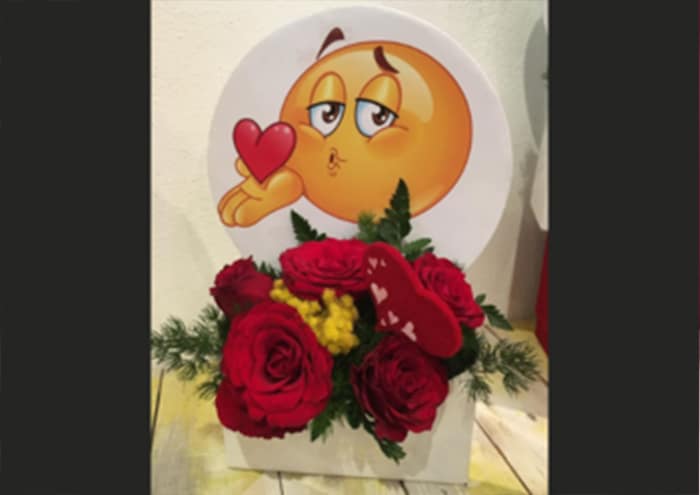 Scatole personalizzate con sticker Emojiflò Caliente - immagine 6