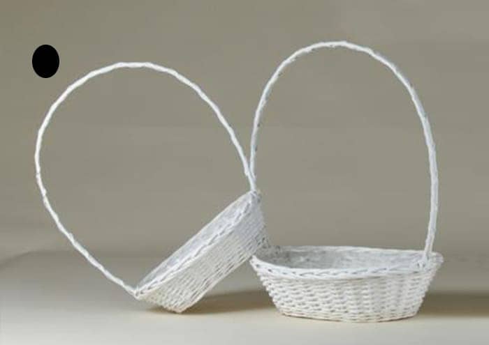 Immagine-e-commerce-Cesti per bomboniere bianchi forma ovale con manico cm 33x27 h8