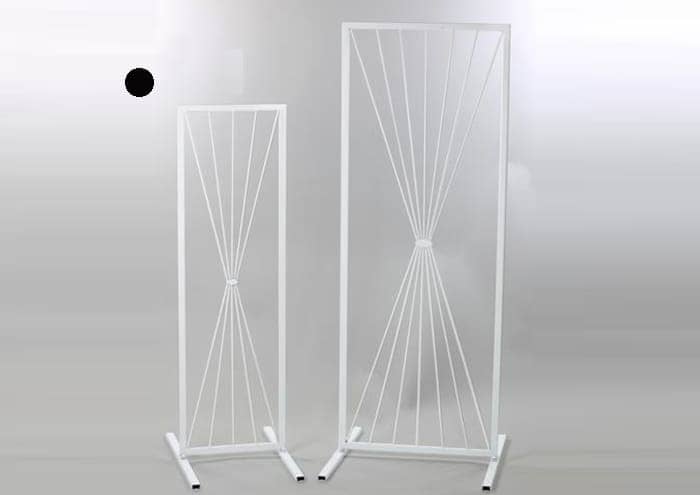 220493-003-Struttura-rettangolare-in-metallo-con-griglia-h-130-cm-bianco