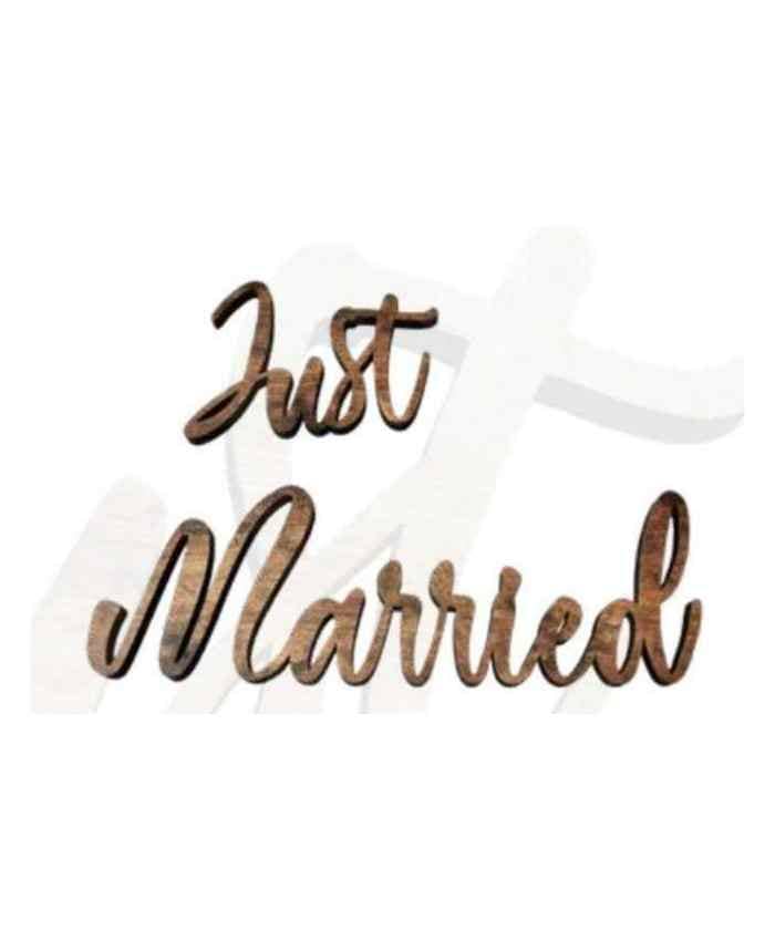 Immagine e commerce Maxi scritta JUST MARRIED in legno scuro cm 113x1 h27