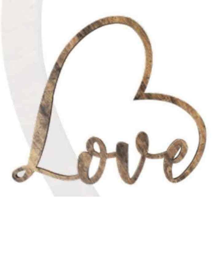 Immagine e commerce Cuore in legno chiaro con scritta LOVE cm 52x58 h1