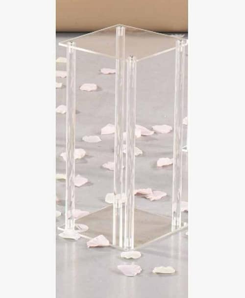Immagine e commerce Alzata plexiglass per vetrina e allestimenti cm 20x20 h40