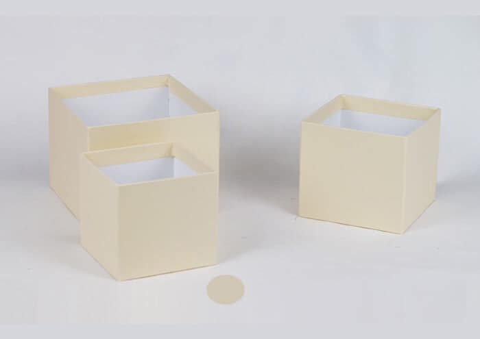 EasyFlò11 Flower box per fiori e piante vaso 10 cm colore avorio