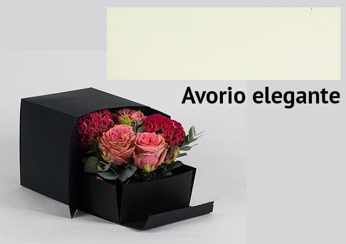 Surprise Box middle confezione regalo per fiori in scatola forma quadrata cm 20 avorio