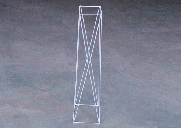 struttura-geometrica-alta-70-cm-bianco