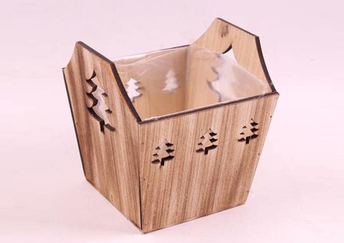 Immagine e commerce Portavaso legno naturale venato sagome abete cm 17x17 h16