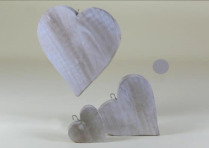 immagine e-commerce Cuore-legno-naturale-spesso-con-gancio-metallico-cm-25x24